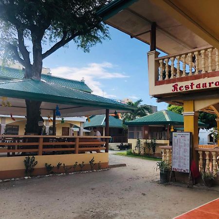 White Beach Lodge And Restaurant Puerto Galera Bagian luar foto